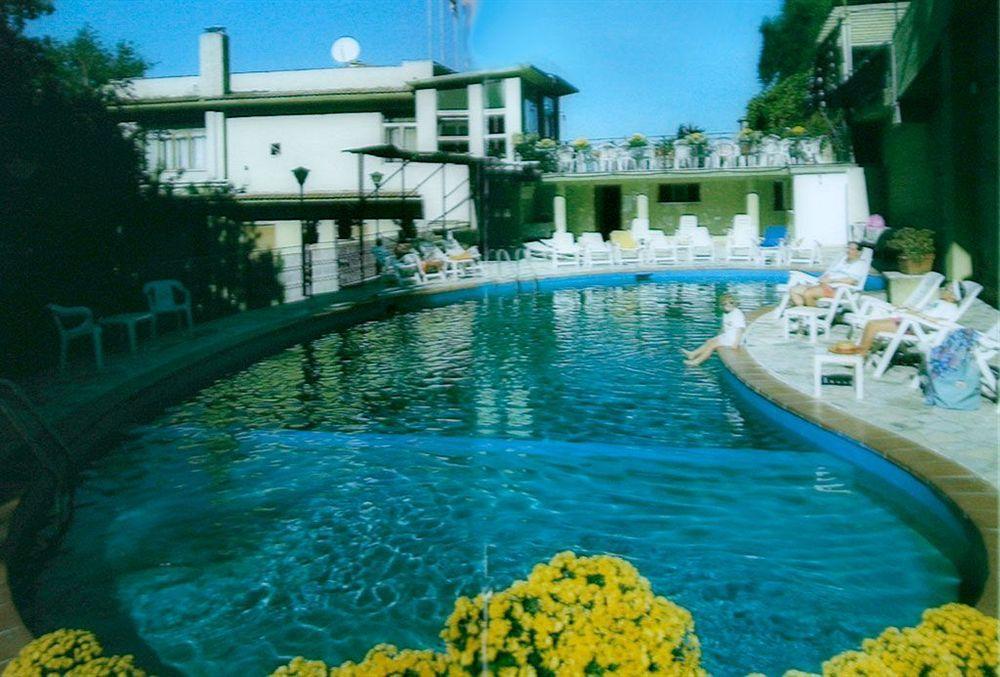 Hotel Cavour Sorrento Kültér fotó