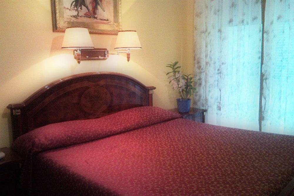 Hotel Cavour Sorrento Kültér fotó